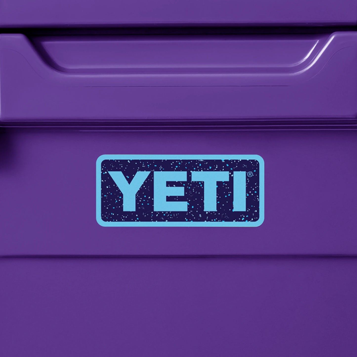 32 Wheeled Cooler - US 8905
