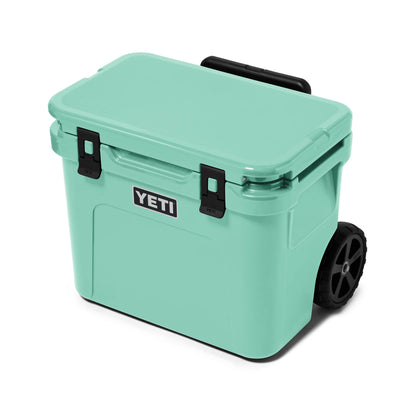 32 Wheeled Cooler - US 4248