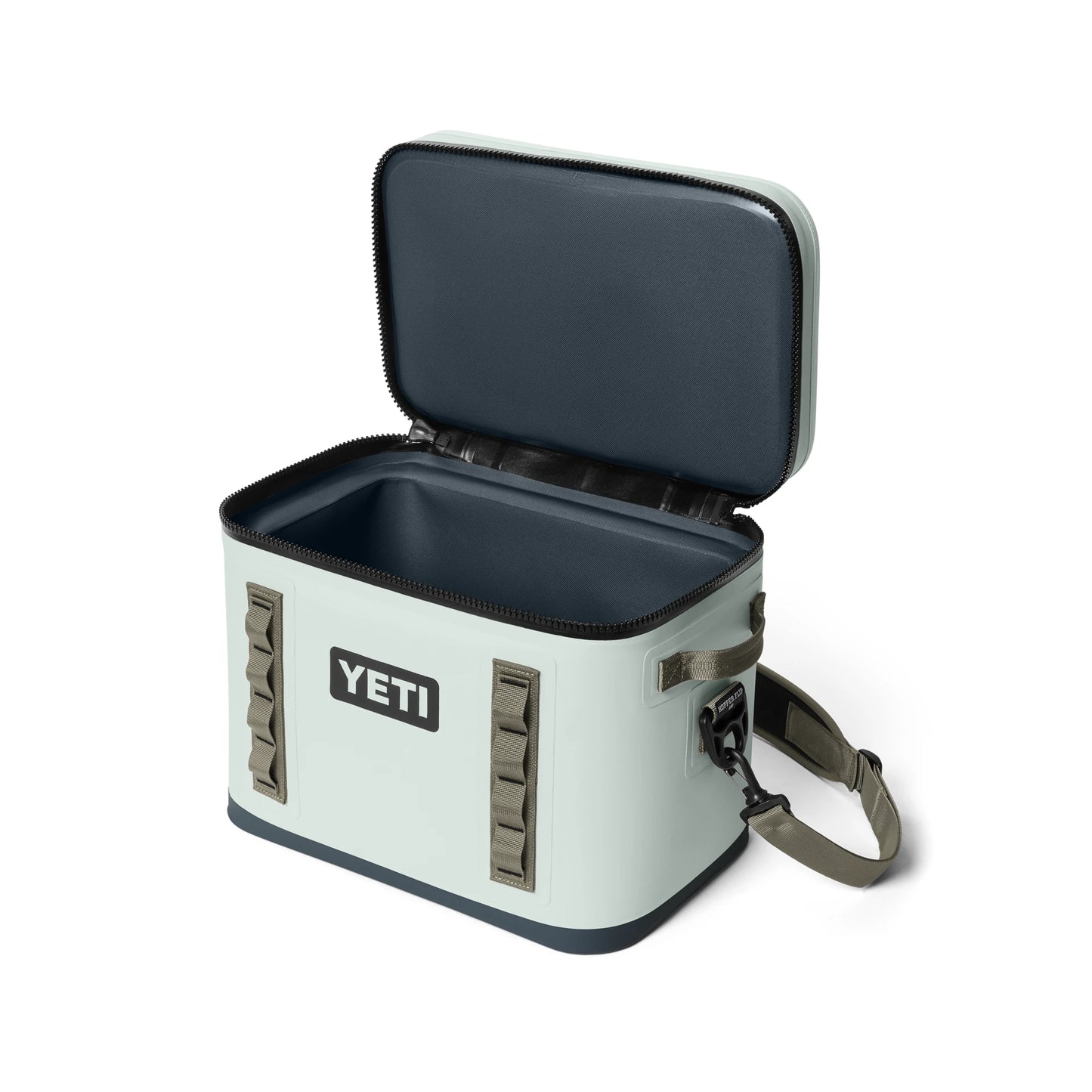 18 Soft Cooler - US 8607