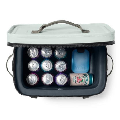 18 Soft Cooler - US 8607