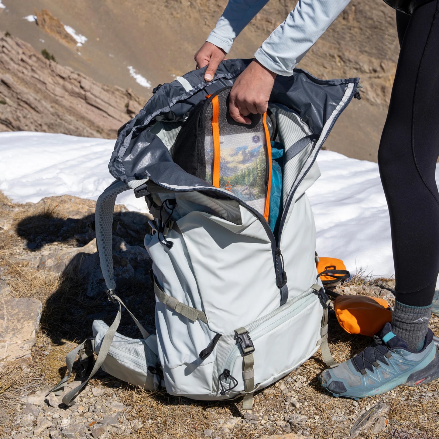 50L Women's Hiking Pack - US 8026