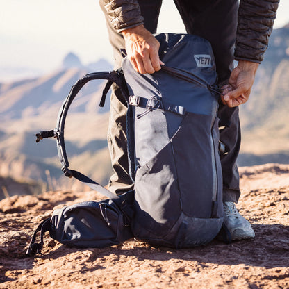 32L Men's Hiking Pack - US 6830