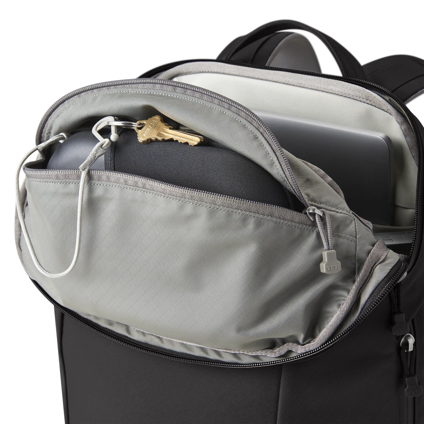 22L Carry On Backpack - US 8842