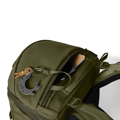 22L Everyday Carry Backpack - US 8525