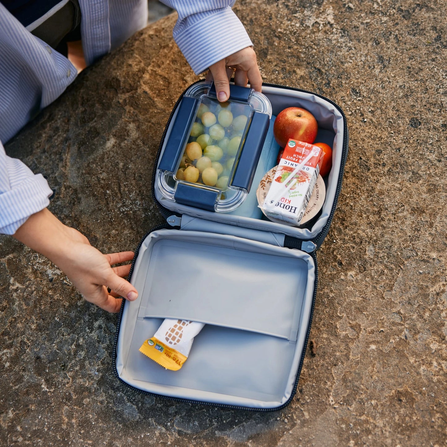 Medium Plastic Food Storage - US 2794